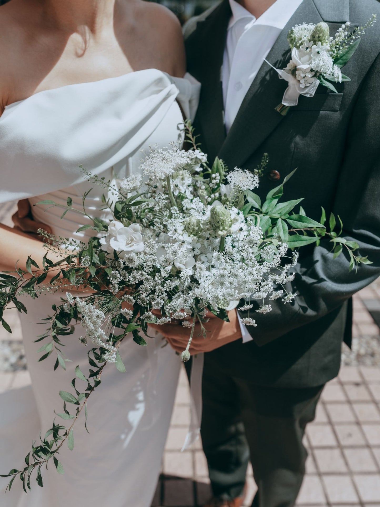 拖尾鮮花花球+新郎襟花訂製 🌿 Bridal Bouquets + groom's boutonnière